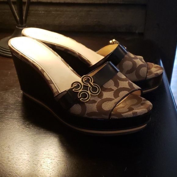 Coach wedges - Picture 1 of 4